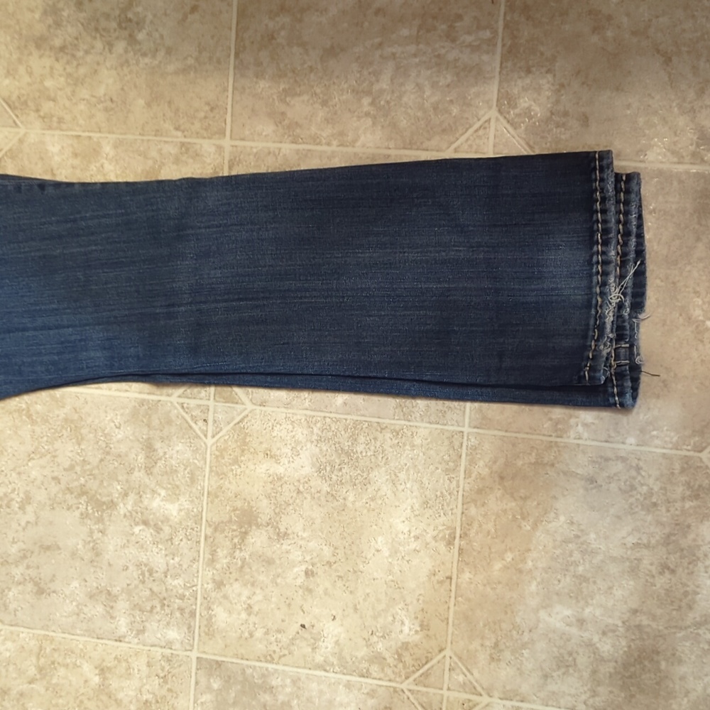 Jeans - Picture 2 of 5